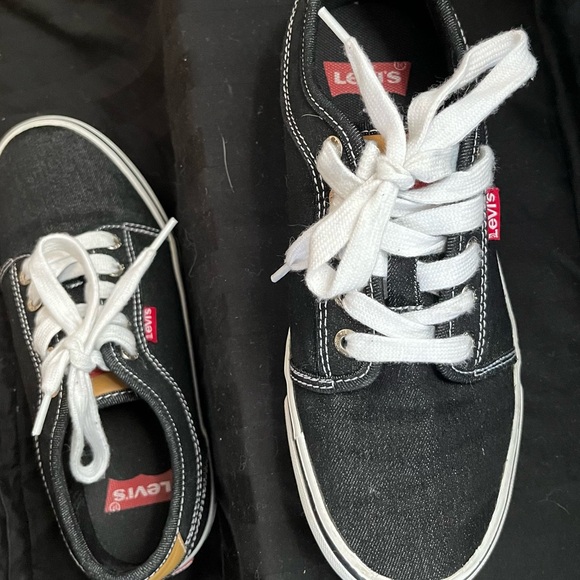 Levi’s dark rinse lace up sneaker size 6.5 US. - Picture 3 of 6